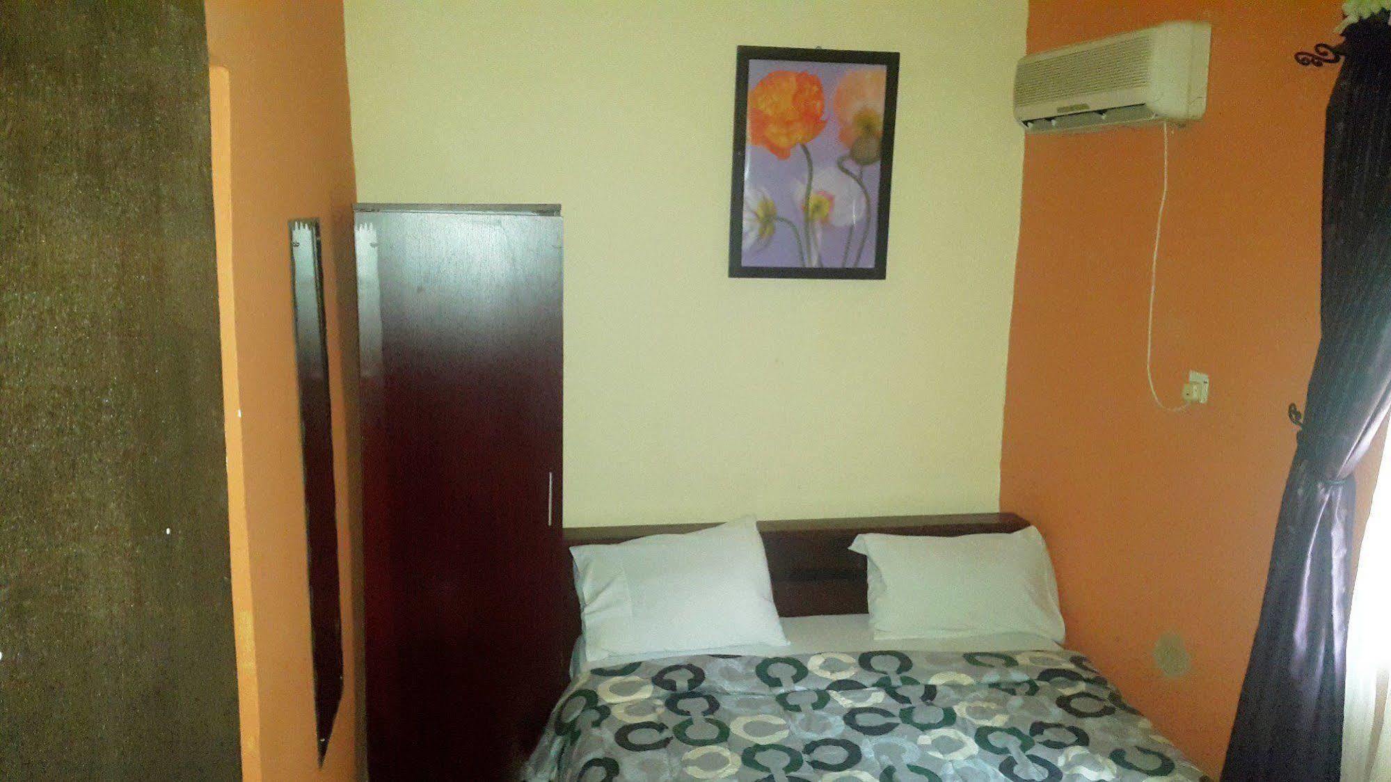 Maria Suites Lagos Exterior foto